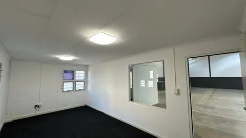 WhatsApp Image 2025-08-13 at 09.57.19-4.